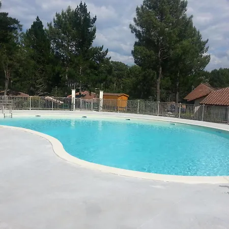 Maison, Piscine Sous Les Pins * Moliets-et-Maa