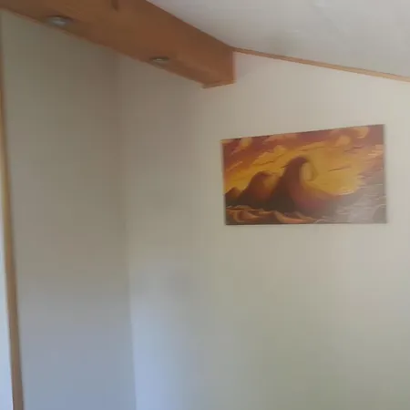 Maison, Piscine Sous Les Pins *